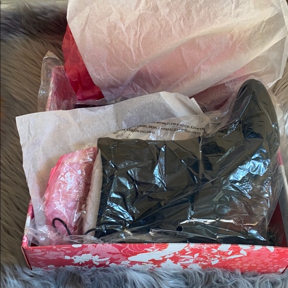 NWT CHINESE LAUNDRY BAILEY BLOCK HEEL BOOTIE SZ. 9 - Picture 6 of 7